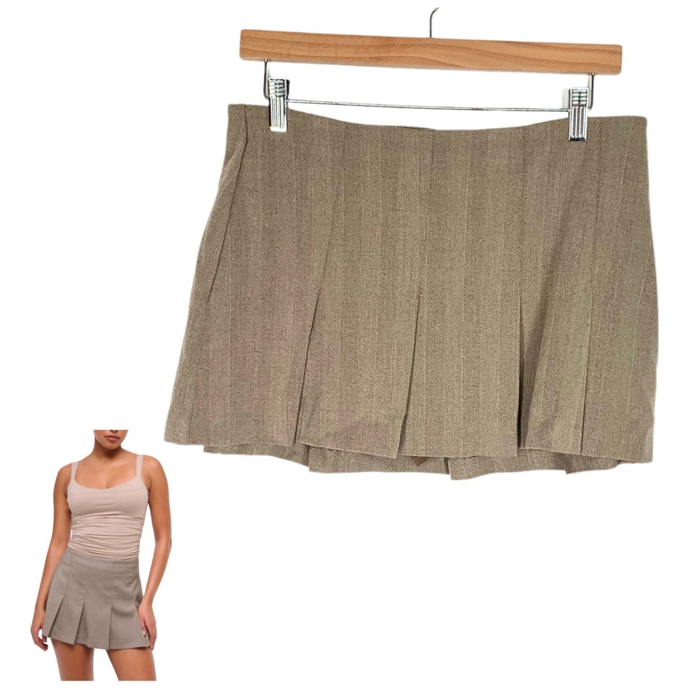 Abercrombie & Fitch Tan Mid Rise Wide Pleated Mini Skort Herringbone Small NWT